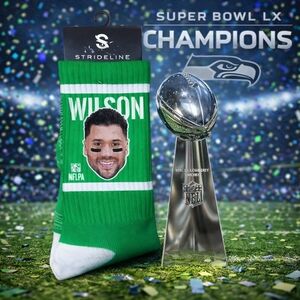 STRIDELINE Men's Crew SOCKS Seattle Seahawks Russell Wilson Football NFL #3 GIFT